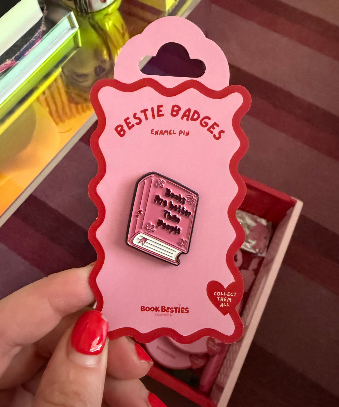 bestie badges - books are better
