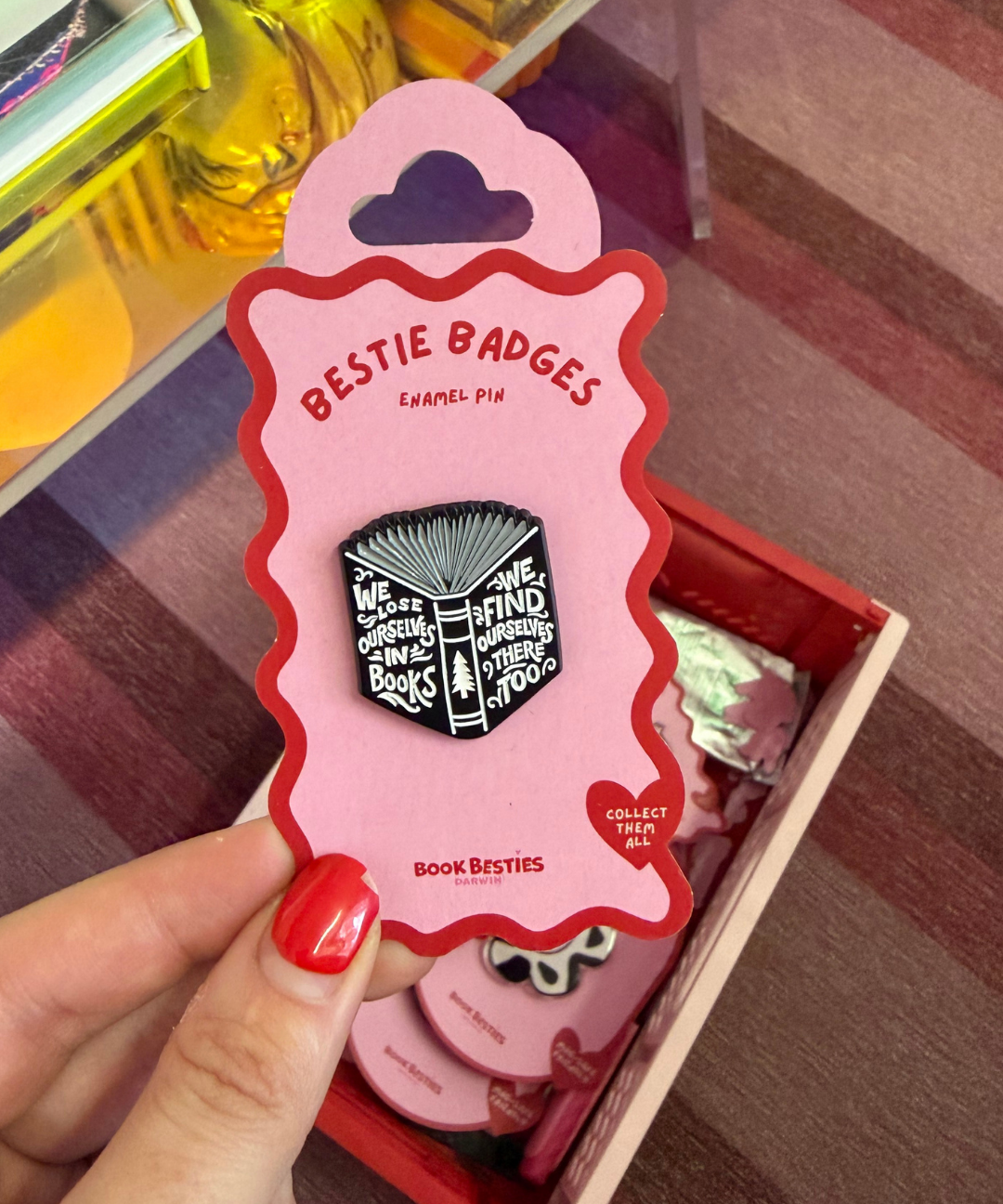 bestie badges - lose yourself in books