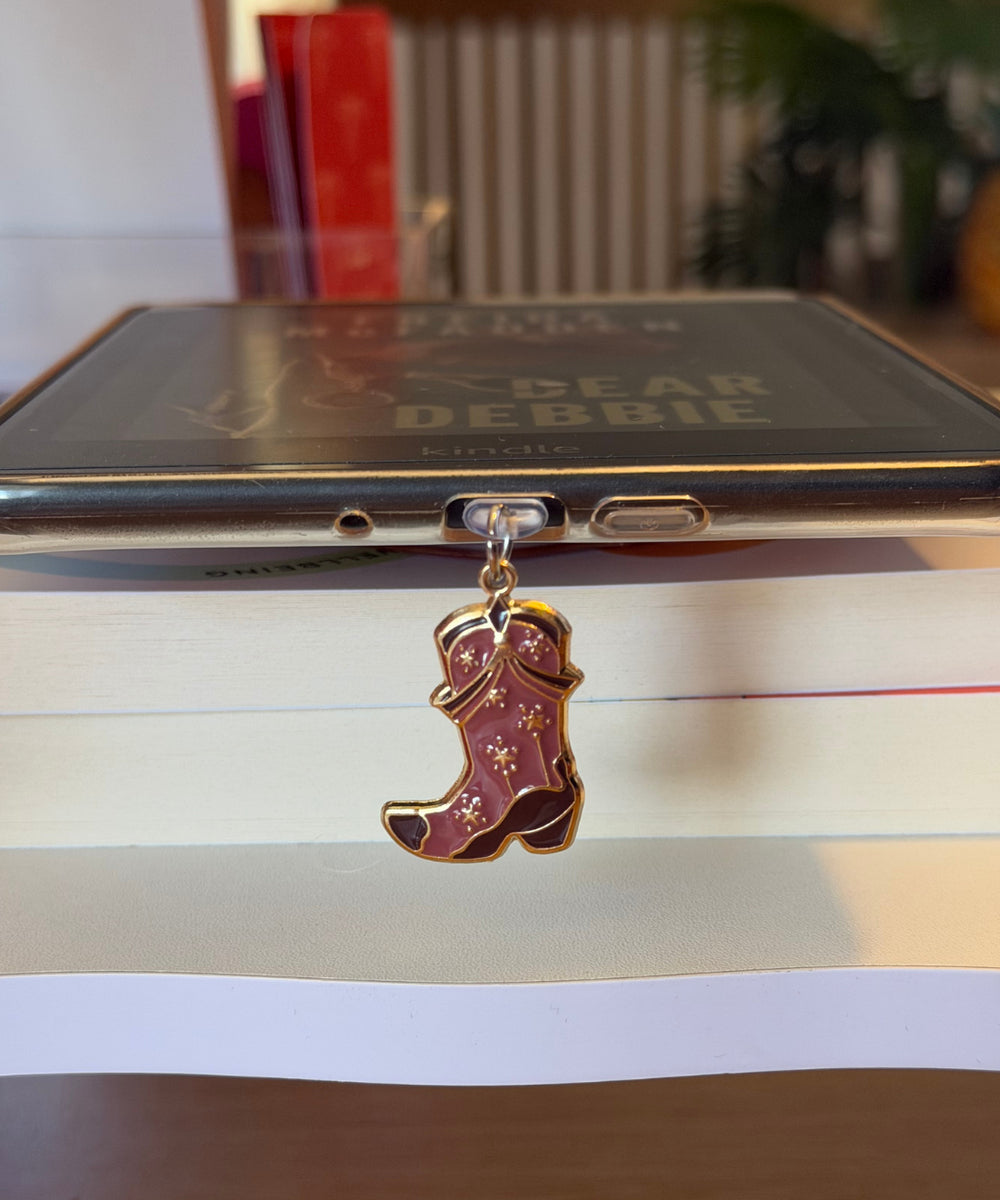 charm & charge e-reader charm - boot