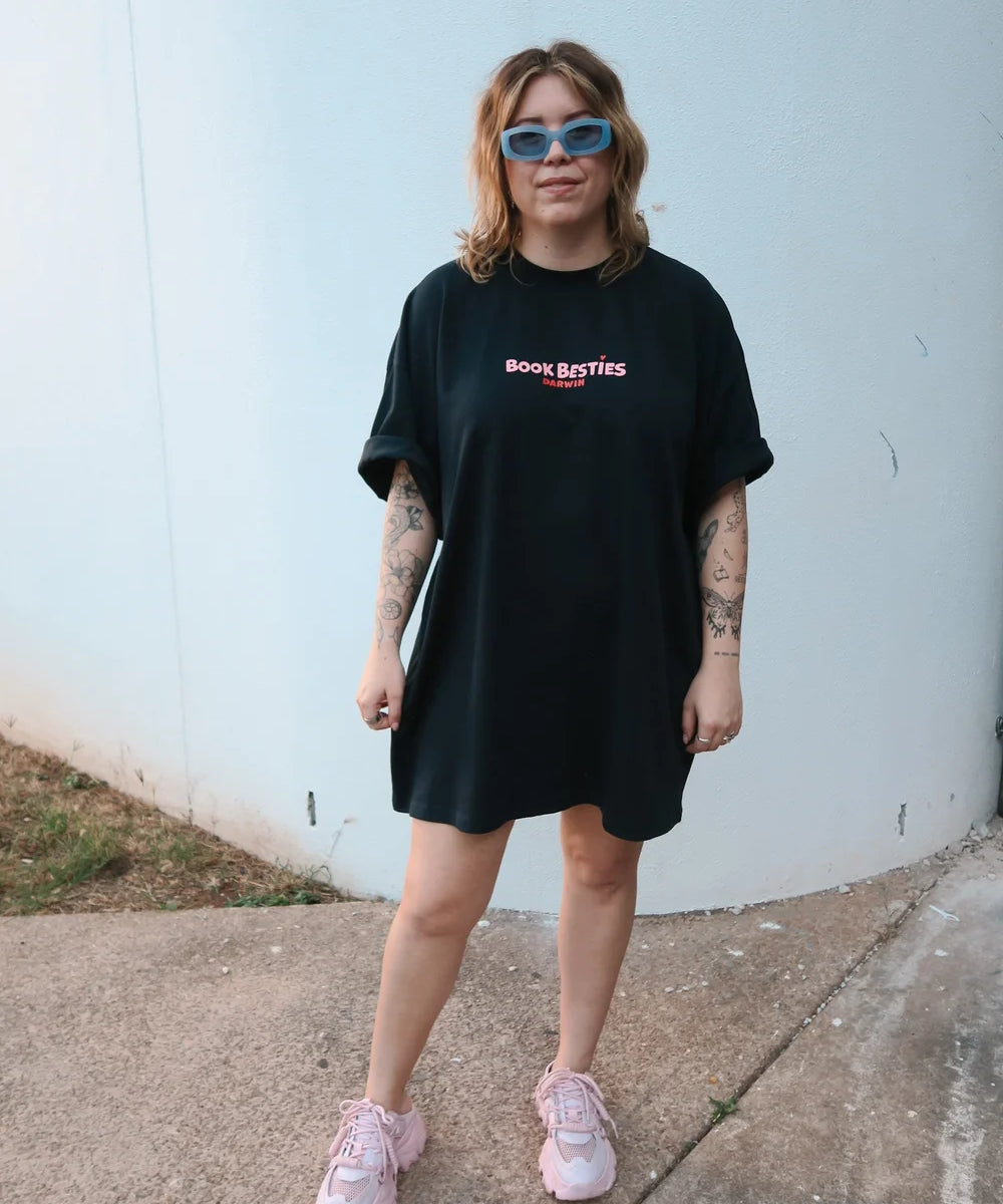 og bestie club navy tee - navy